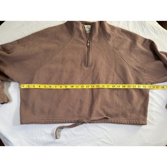 Urban Outfitters Women’s Taupe Cropped Mock Neck Sweatshirt Medium - Picture 7 of 8